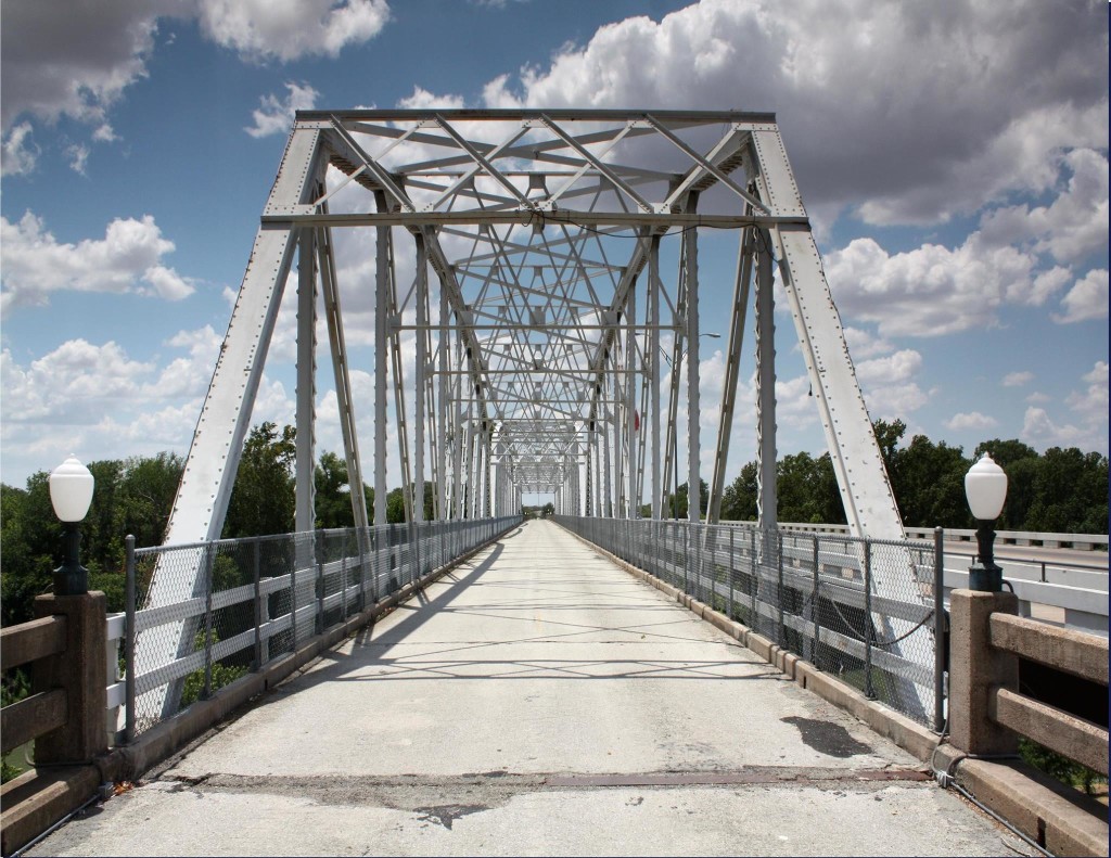 What’s Happening To Texas’ Metal Truss Bridges | Texas Standard