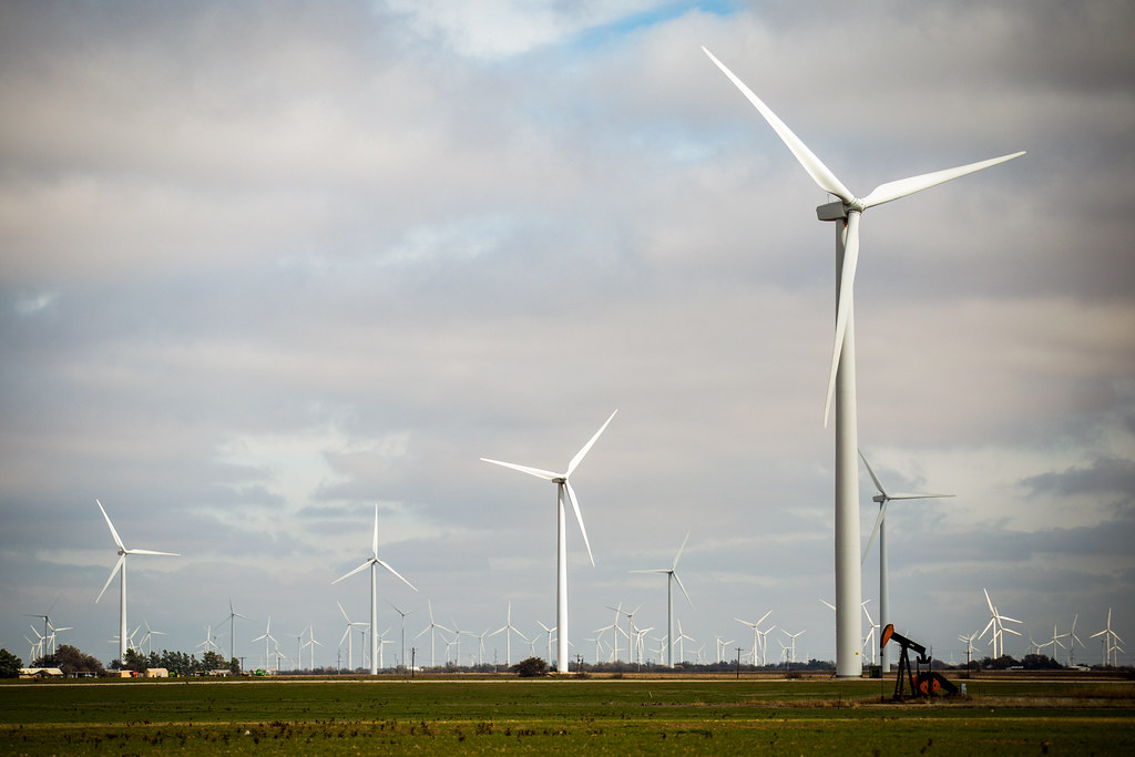 Texas wind power lags as high-pressure system looms over the state