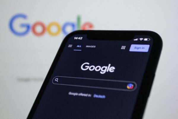 Judge rules Google has a monopoly on internet search