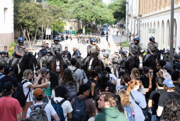 UT Austin committee says administrators violated own rules when handling protests