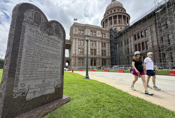 Texas lawmakers set to take up fight over Ten Commandments in public schools